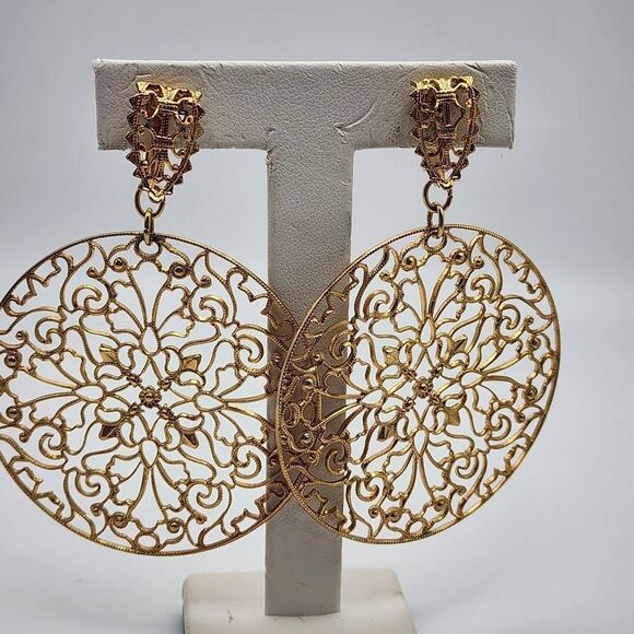 Vintage Napier Gold Tone Large Round Dangling Filigree Clip-On Earrings
